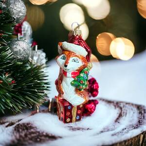 Лиса в шапочке